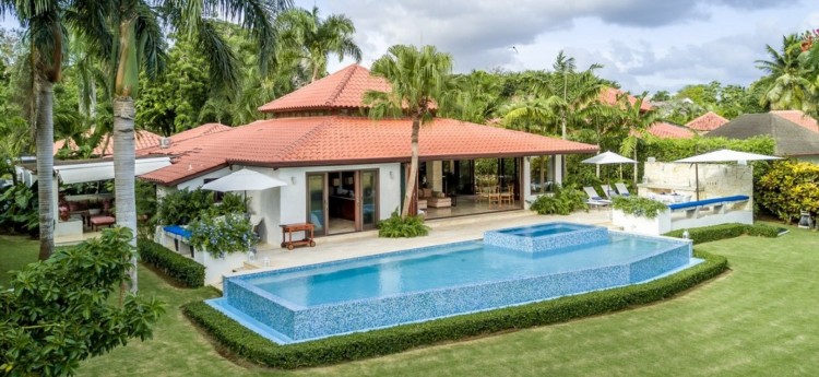 Villa Flamboyan