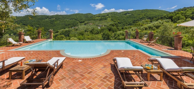 Villa Roncovisi Tuscany Italy