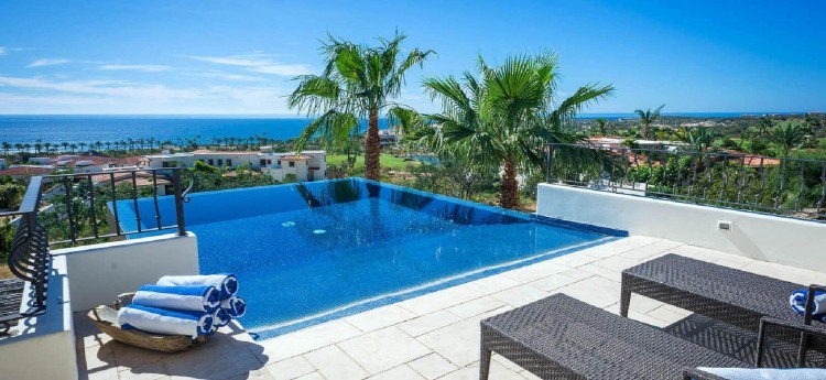 Villa de los Faros