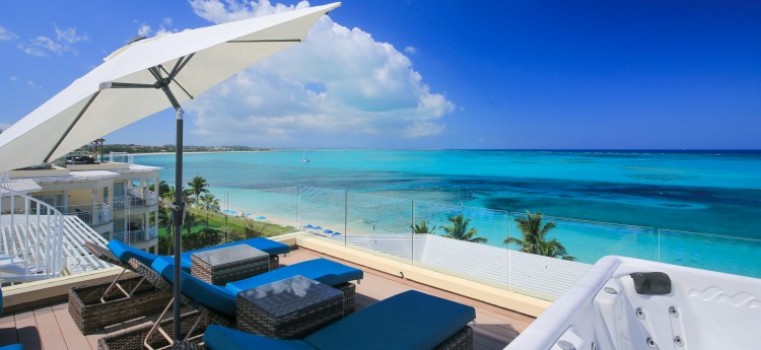 Three Bedroom Ocean Front Penthouse Suite