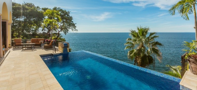 Villa Luna Creciente 6 Bedrooms Ocean Views