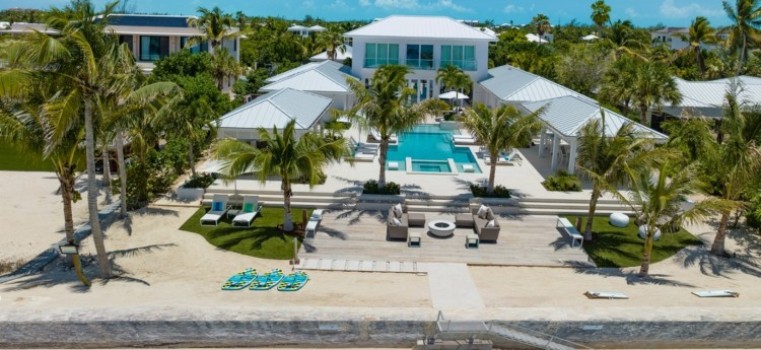 milestone villa in Turks and Caicos